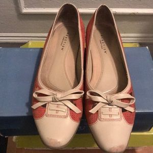 Kenneth Cole Flats